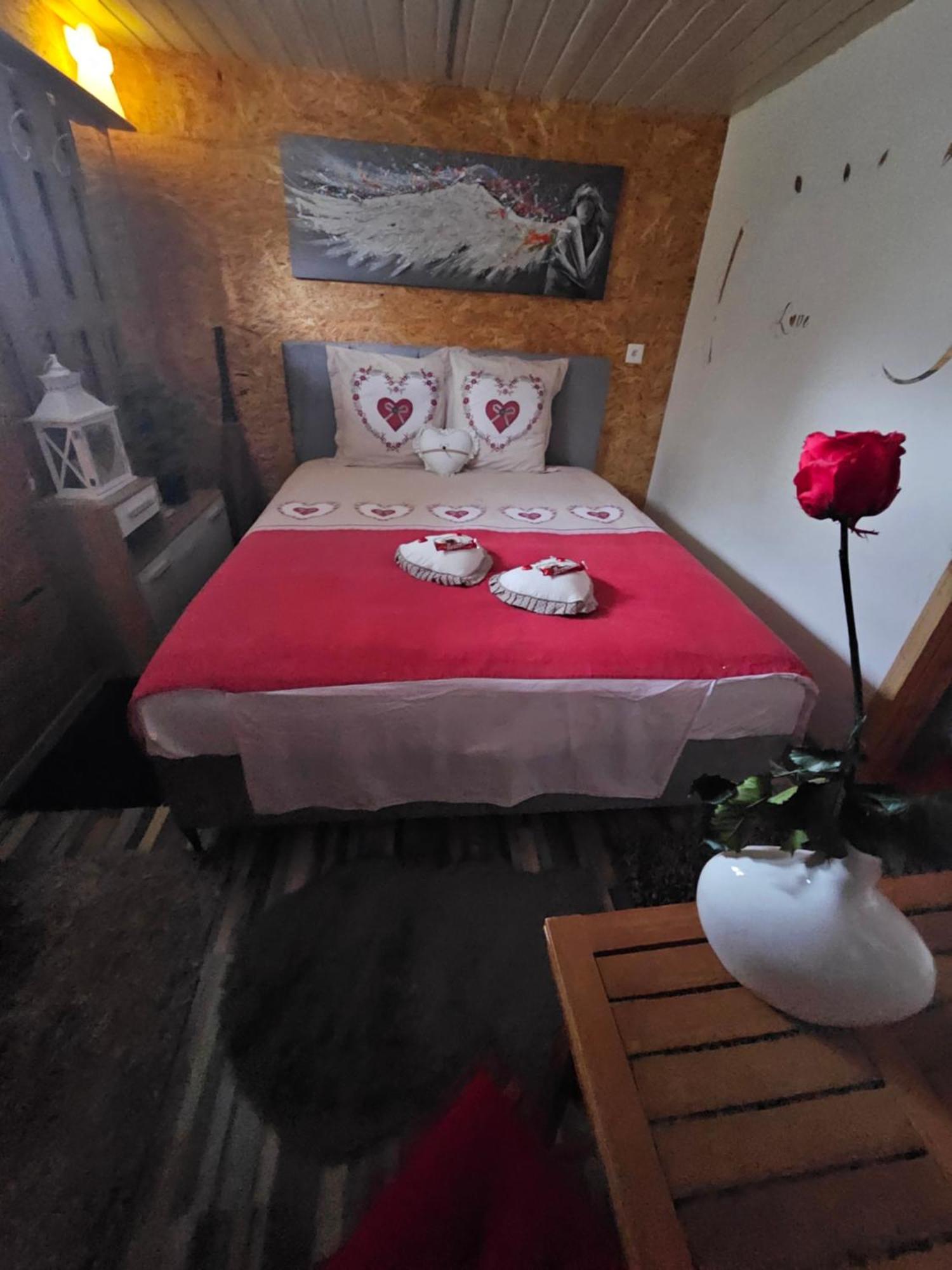 Chez Gigi Bed & Breakfast Нендаз Екстериор снимка