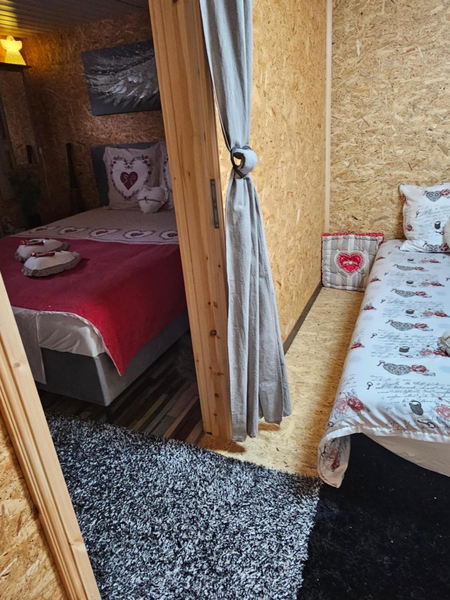Chez Gigi Bed & Breakfast Нендаз Екстериор снимка