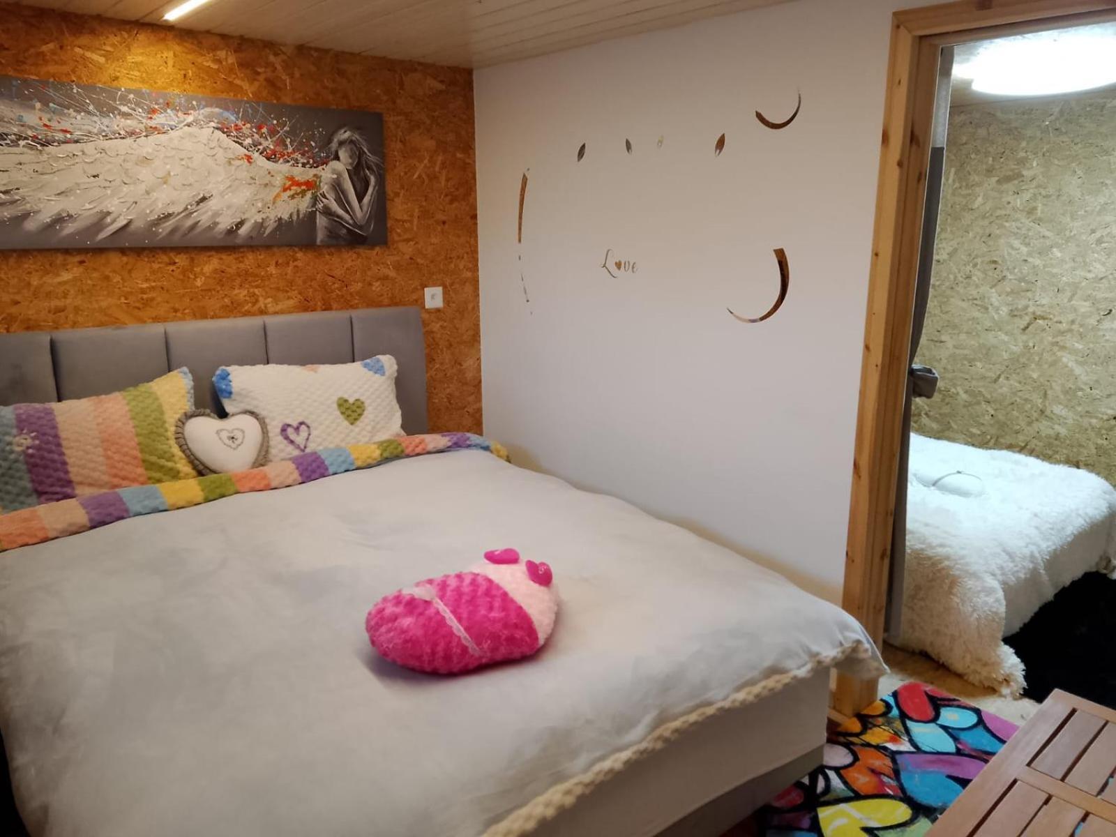Chez Gigi Bed & Breakfast Нендаз Екстериор снимка